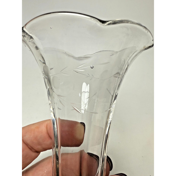 Antique 6" Art Nouveau Clear Cut Crystal Trumpet Bud Vase Filigree Metal Base - Picture 6 of 7
